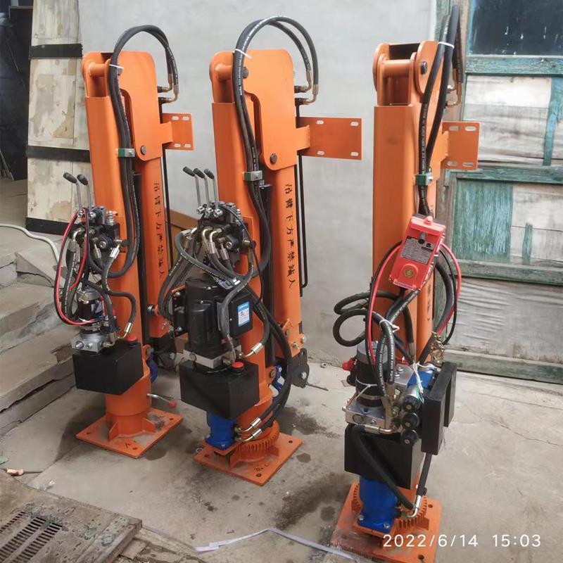 佛冈县重汽蓝牌随车吊 3.2吨 国六动力强 液压驱动 农用自卸起重机